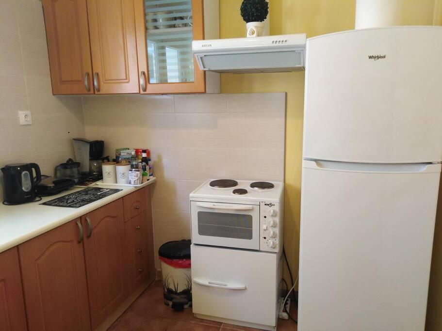 Thissio Apartment Philoxenia Афины Экстерьер фото